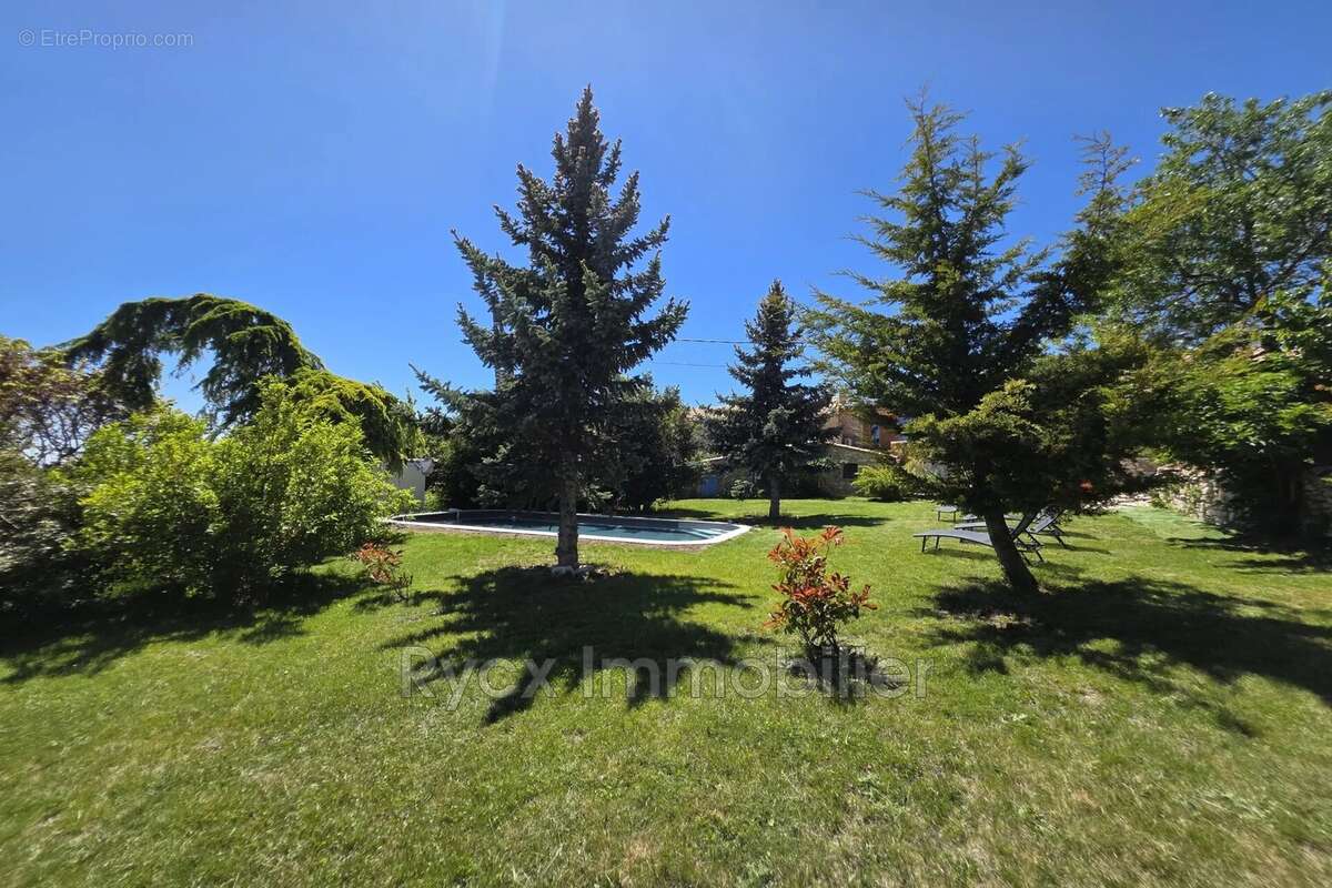 Maison 160 m² à Sault  - photo 6
