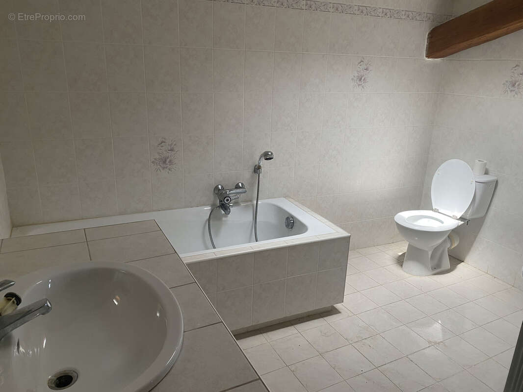 Maison à SPERACEDES