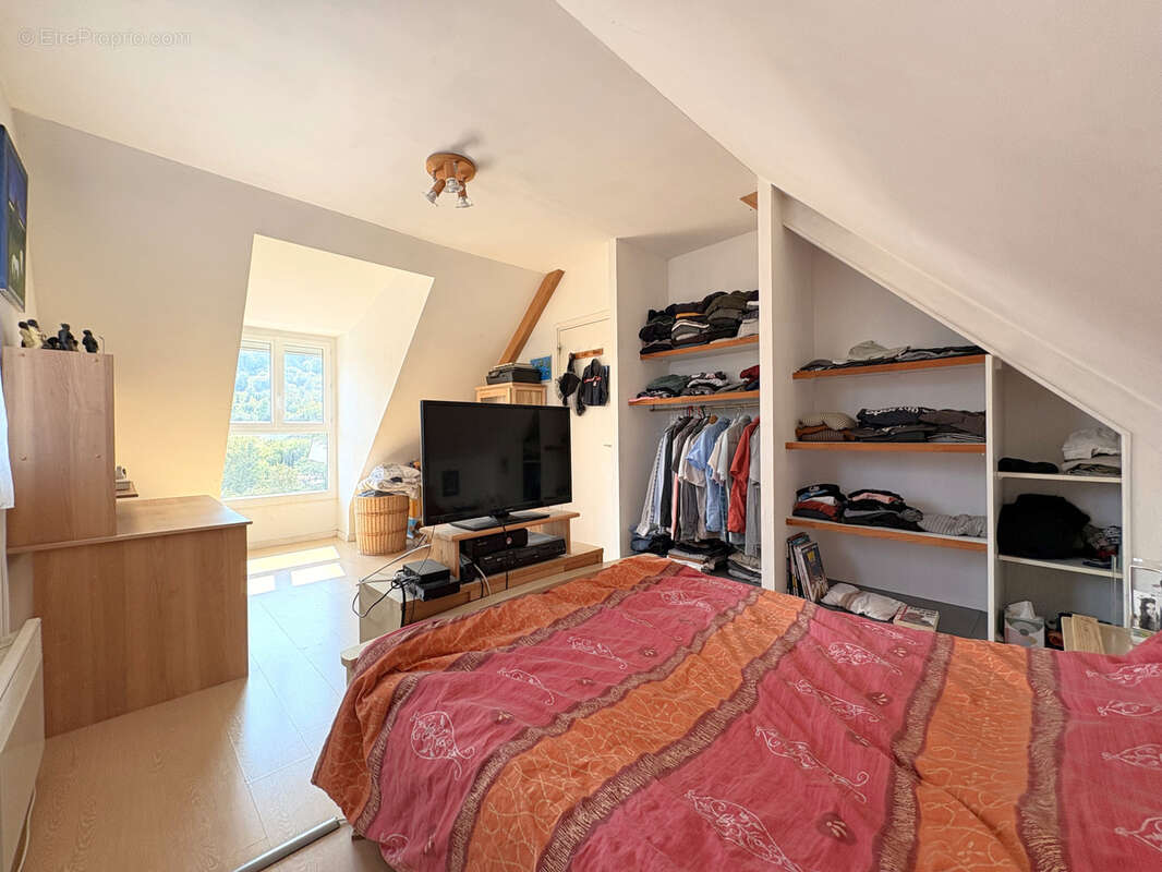 Maison commerces et école accessibles à pied à 10 mn de la gare de Bréval - photo 9