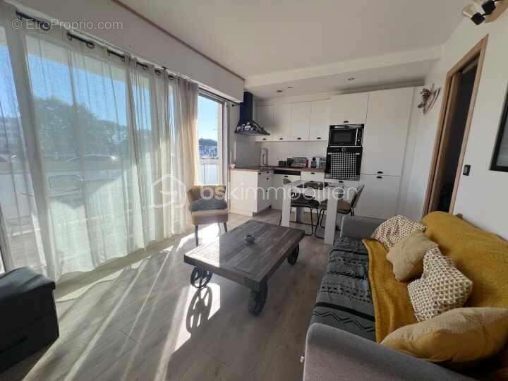 Appartement à LE POULIGUEN