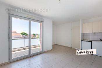 Appartement à MEYZIEU