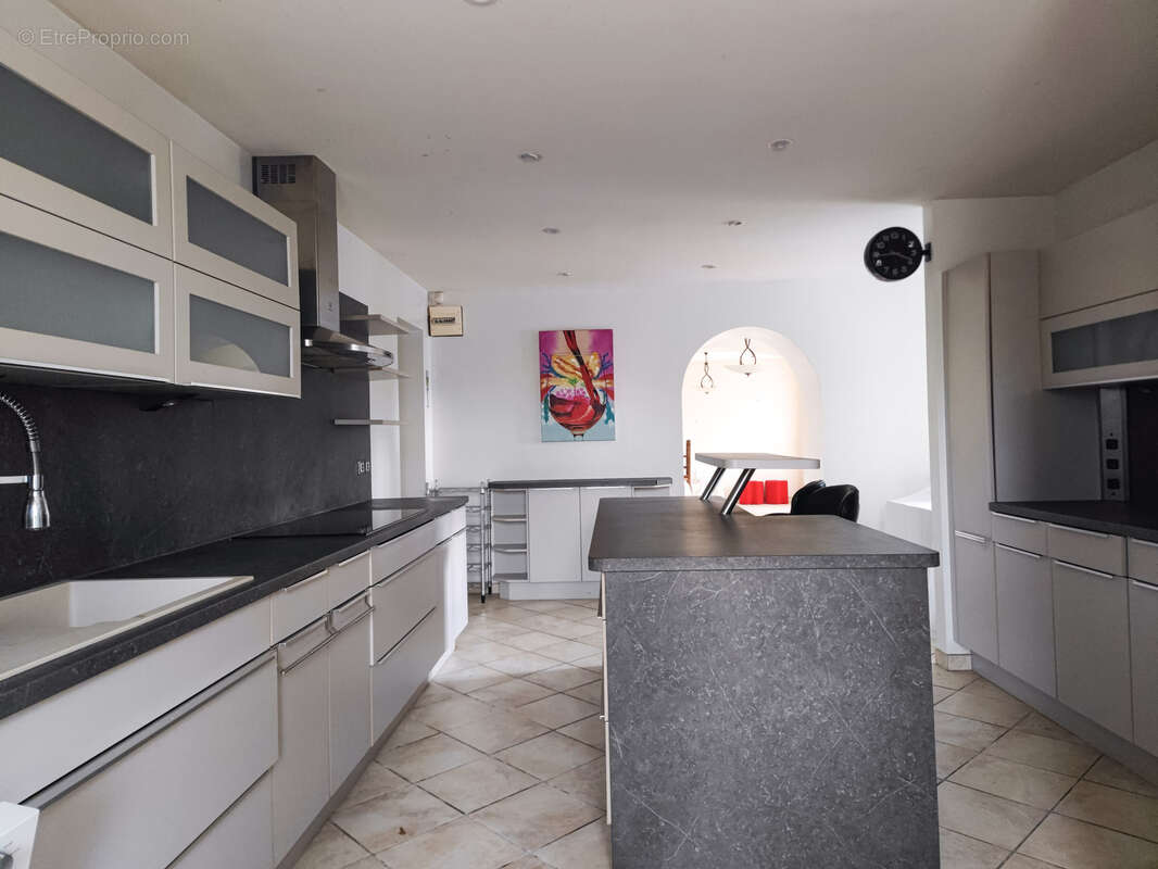 Maison à SAINT-HONORE-LES-BAINS