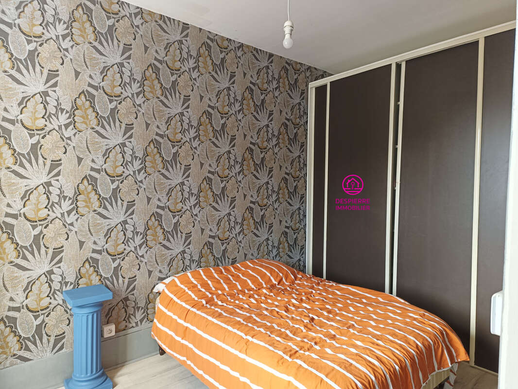 Maison à LE PEAGE-DE-ROUSSILLON