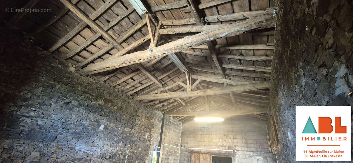 Grange en pierre à réhabiliter - Fort potentiel - Chauché - photo 7