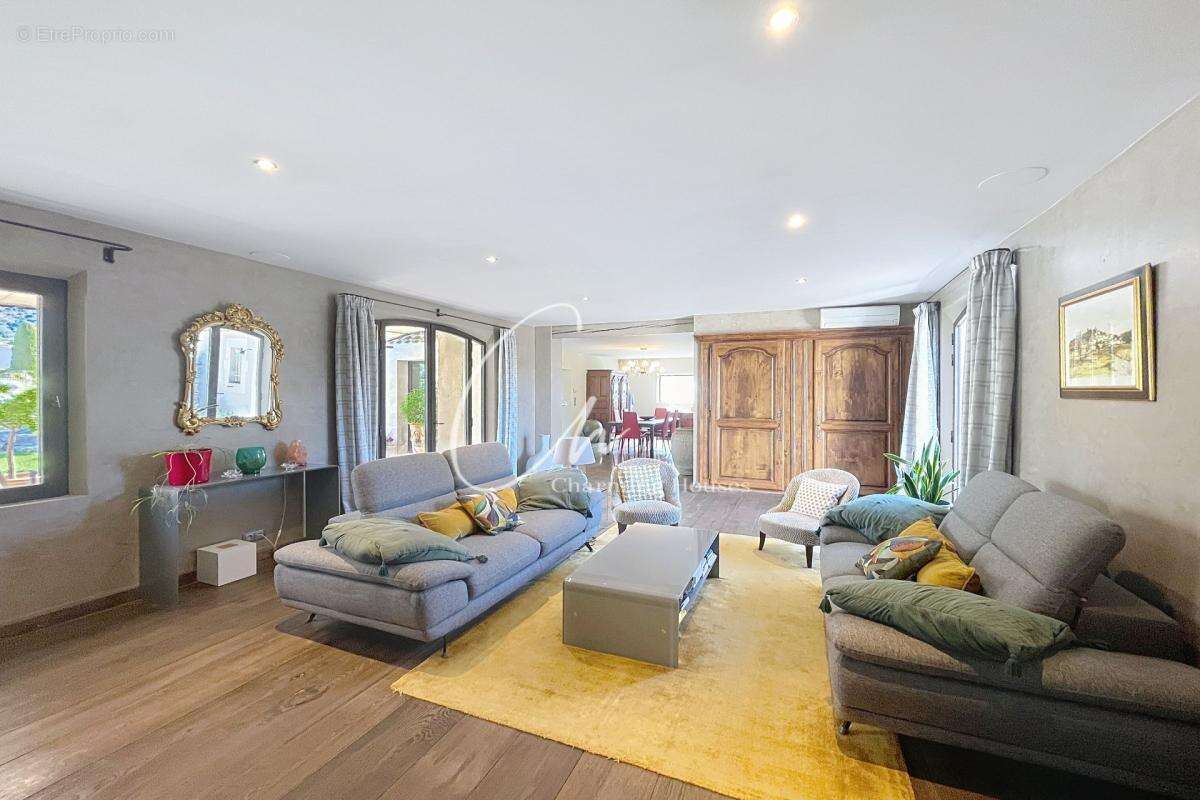 Maison à EYGALIERES