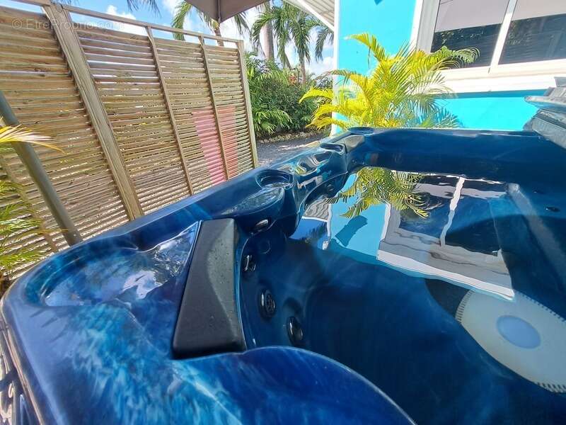 Maison à SAINT-FRANCOIS