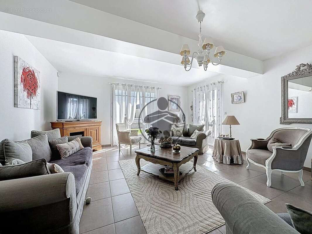 Maison à SAINT-QUENTIN