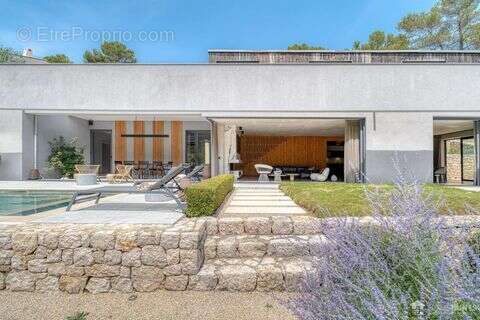 Maison 225 m² à Valbonne  - photo 3
