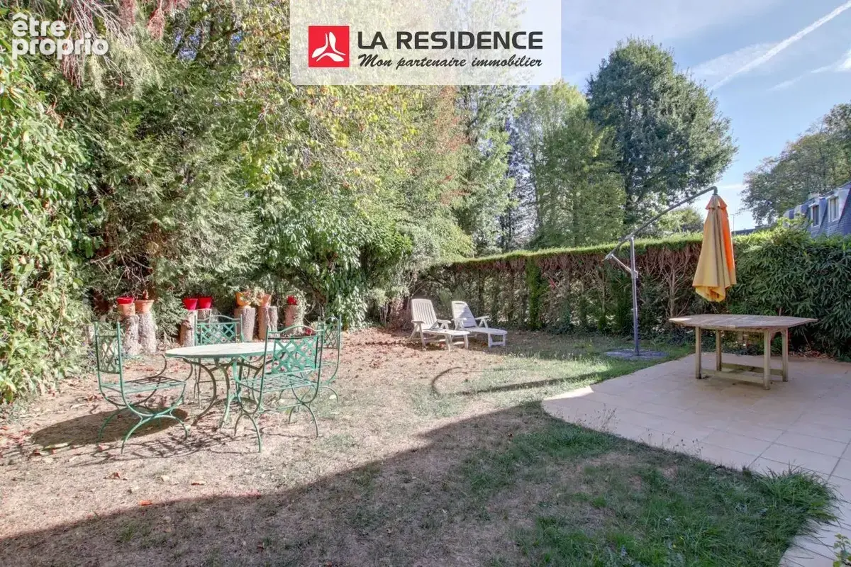 Maison 5 pièces 108 m² à vendre à Le Mesnil-Saint-Denis (78320) - photo 9