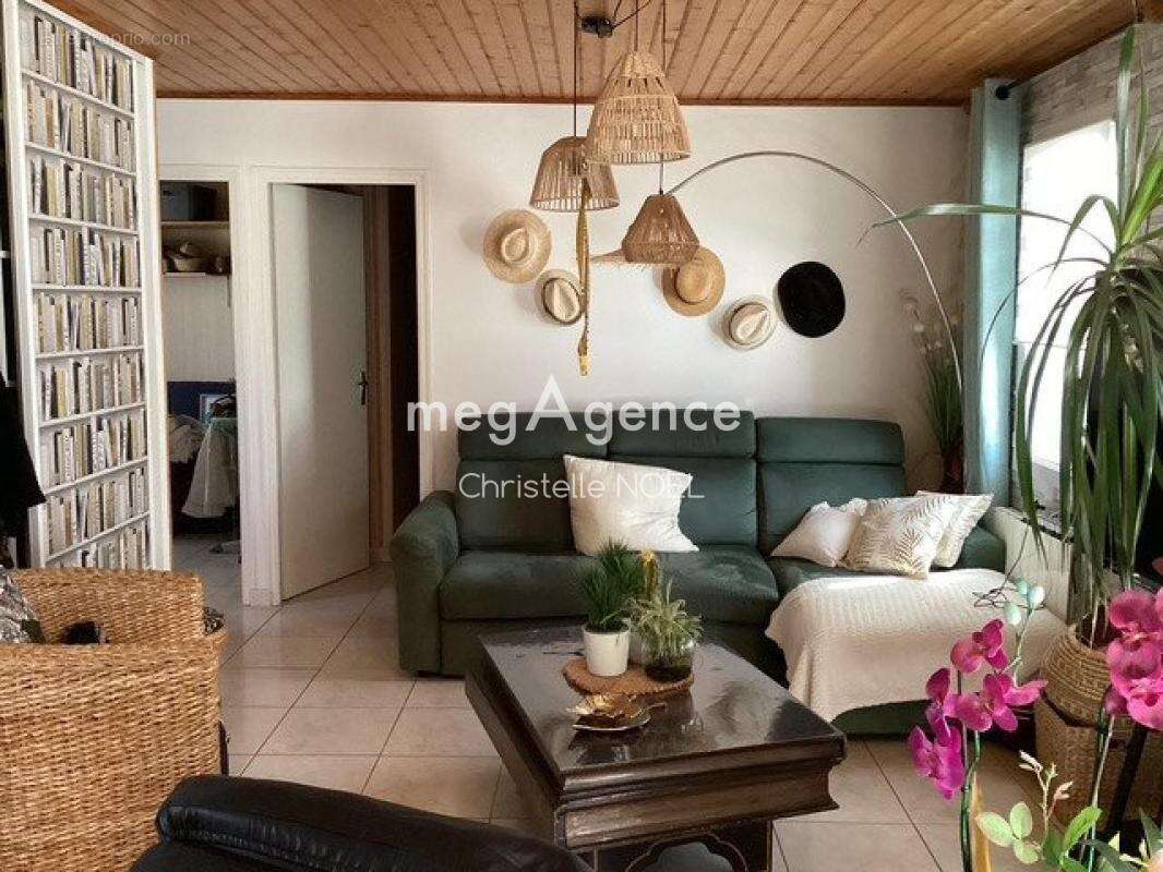 Charmante maison,deux chambres,à proximité des commerces et du port de l'Aiguillon la presqu'ile - photo 4