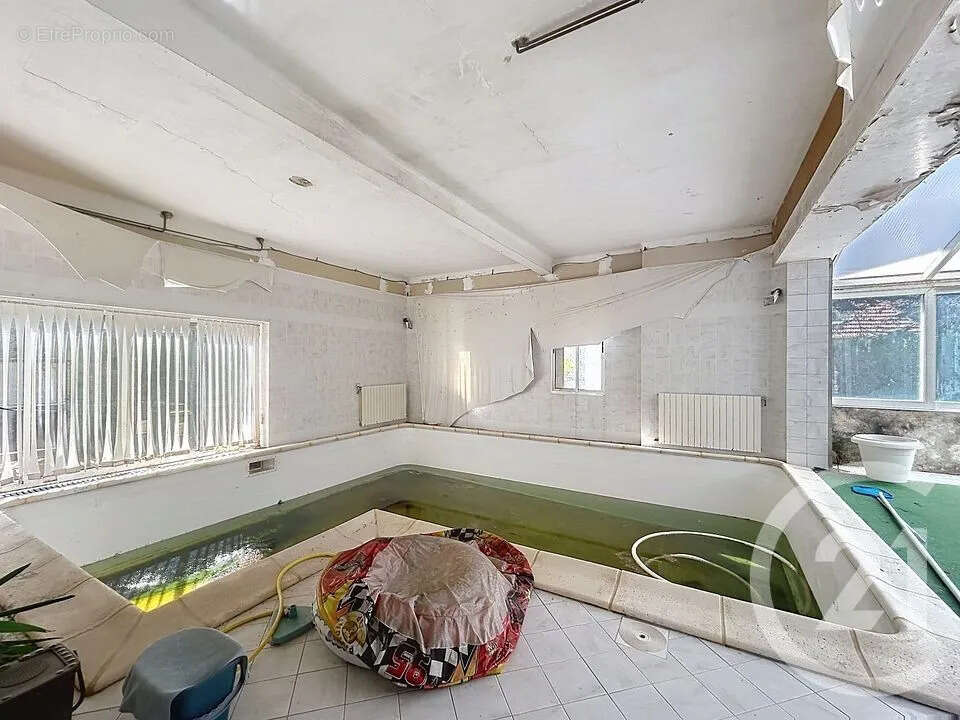 Maison 238 m² à Livry-Sur-Seine  - photo 12