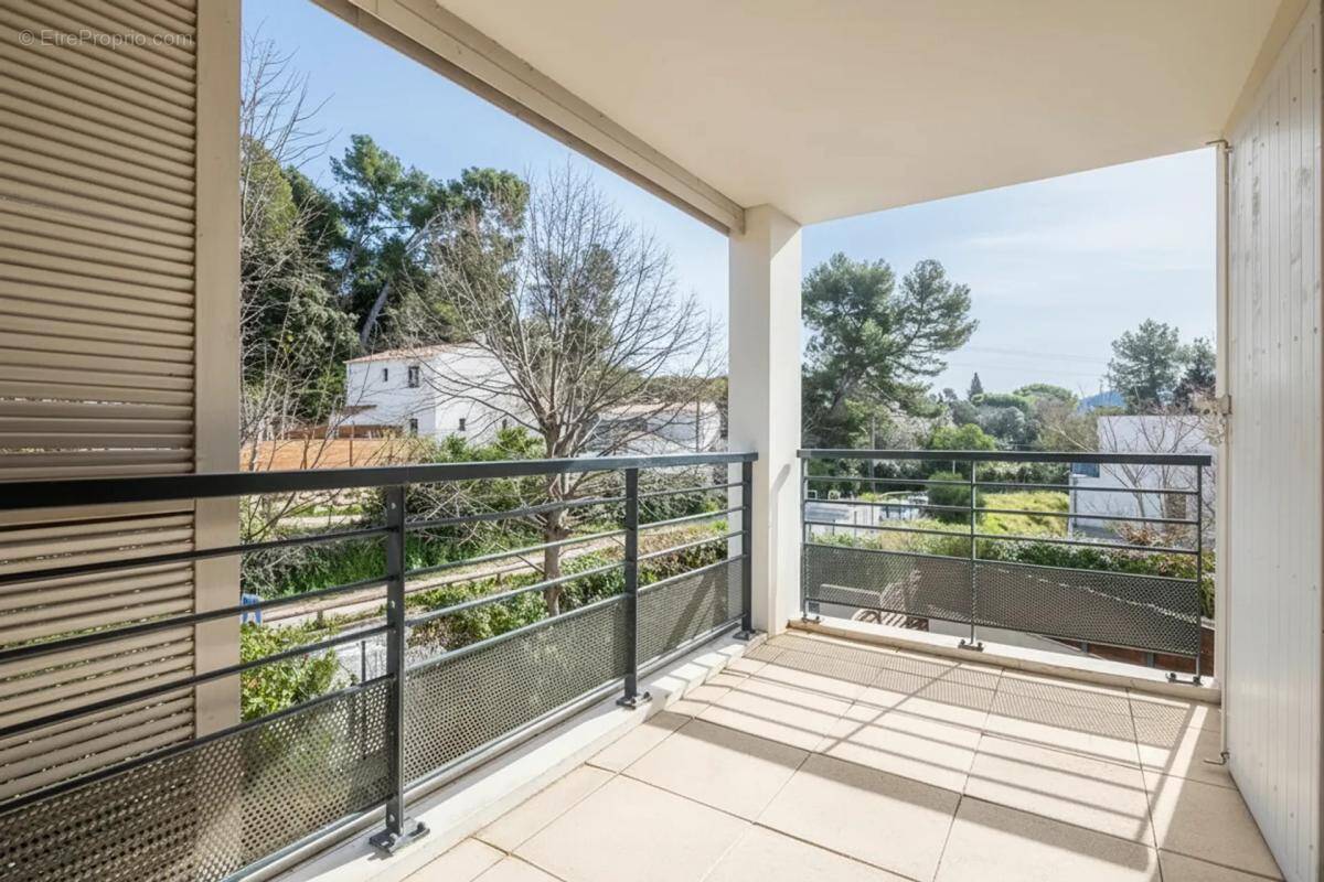 Appartement à MARSEILLE-11E