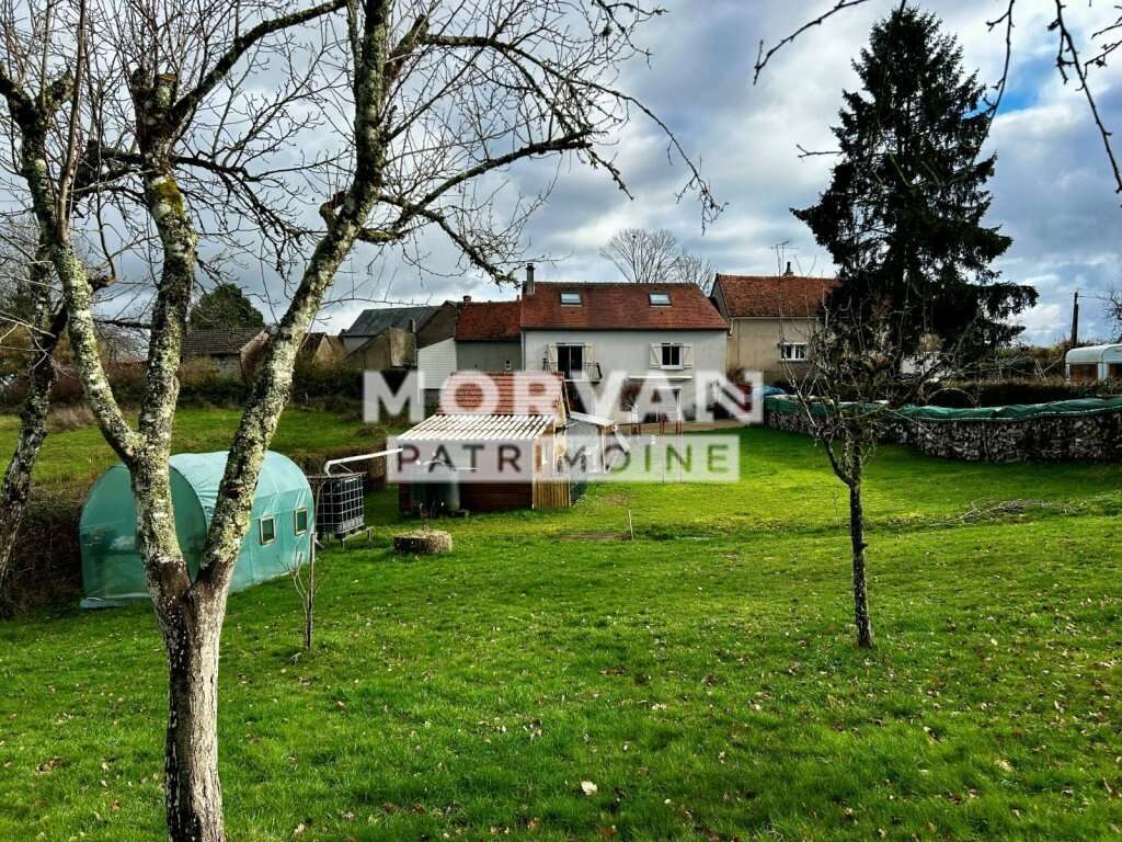 Maison à SAINT-SAULGE