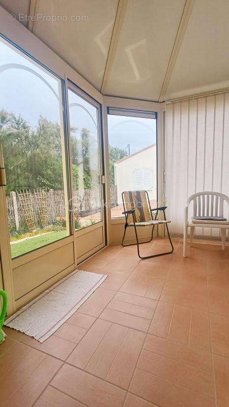 Maison familiale à vendre- La Chaume, Les Sables d'Olonne- Proche côte sauvage - photo 4