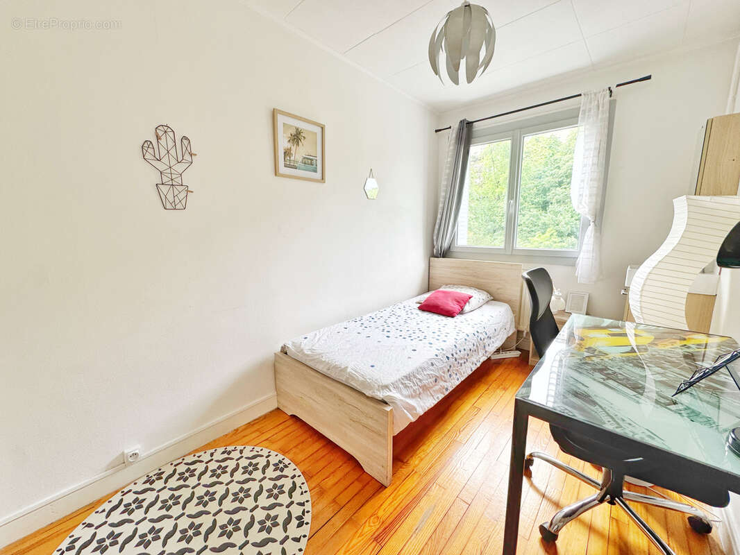 Appartement à OULLINS