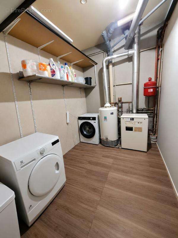 "Talence Universités Maison familiale de 159 m², 6 chambres, véranda et jardin" - photo 15