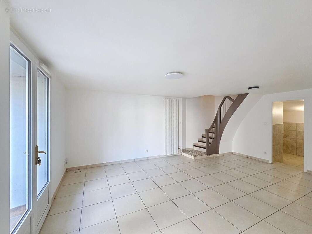 Photo 5 - Appartement à VARCES-ALLIERES-ET-RISSET