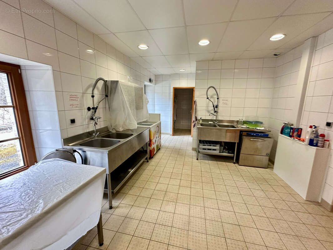 Commerce à SOULCE-CERNAY