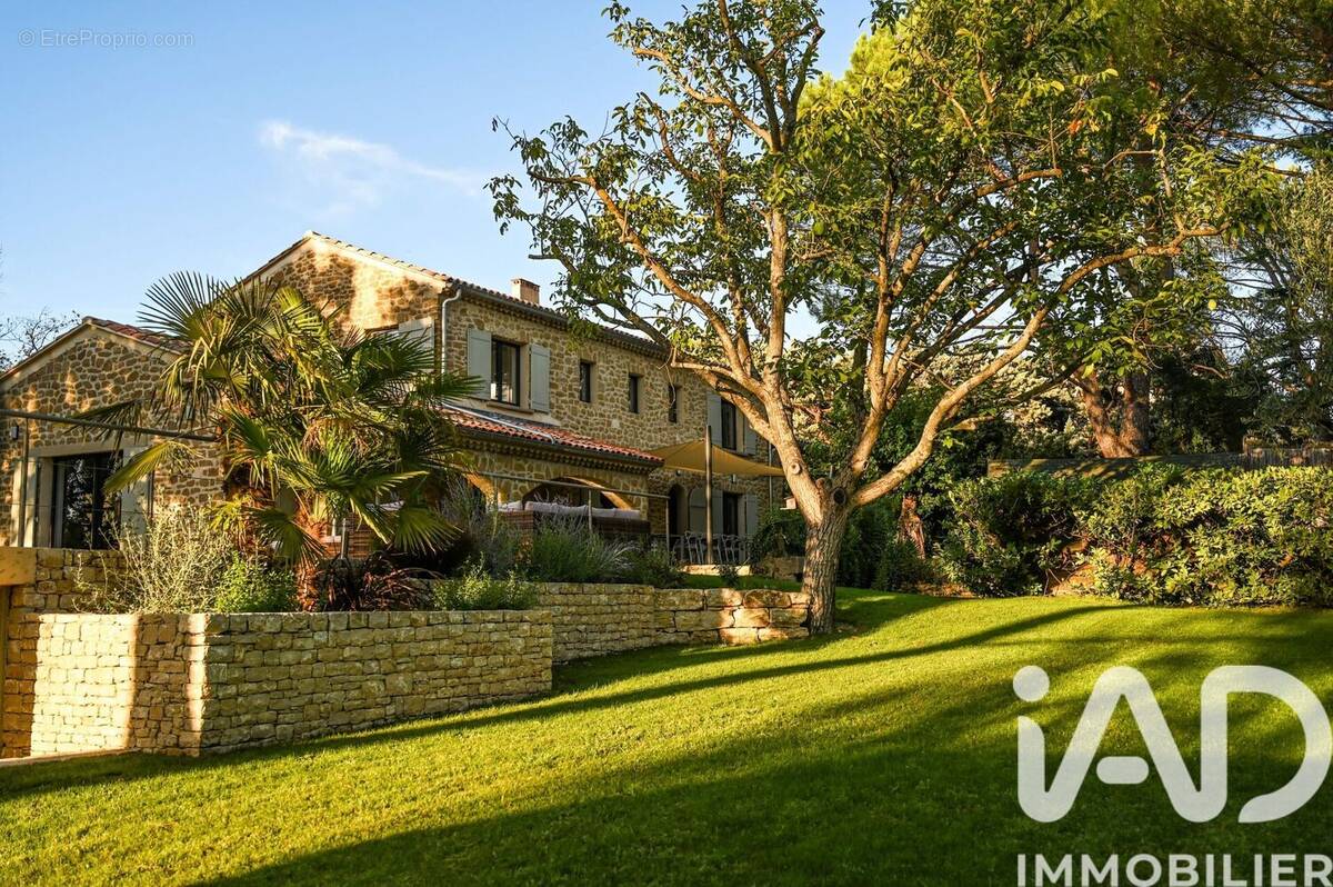 Photo 1 - Maison à VAISON-LA-ROMAINE