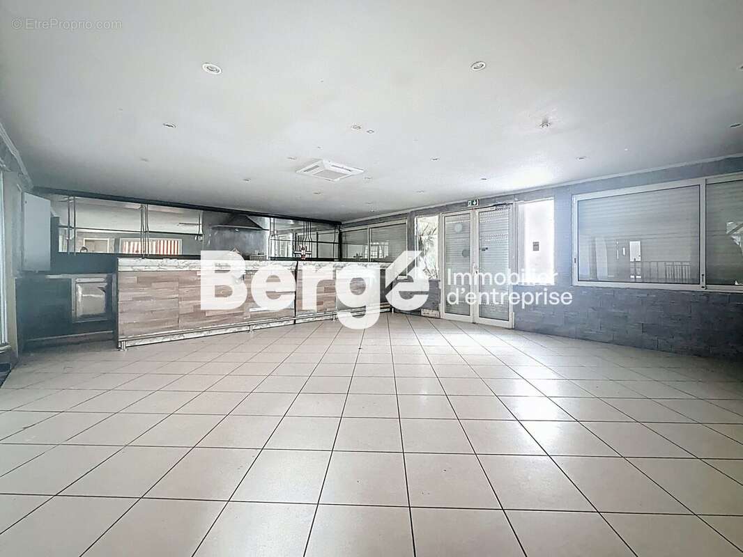 Commerce à CAGNES-SUR-MER