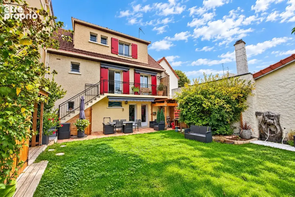 Maison 7 pièces 140 m² à vendre à Velizy-Villacoublay (78140) - photo 1