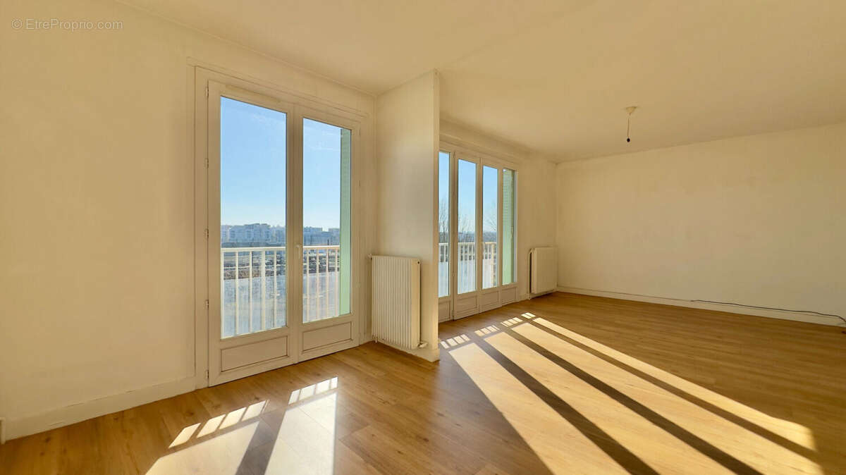 Appartement à ATHIS-MONS