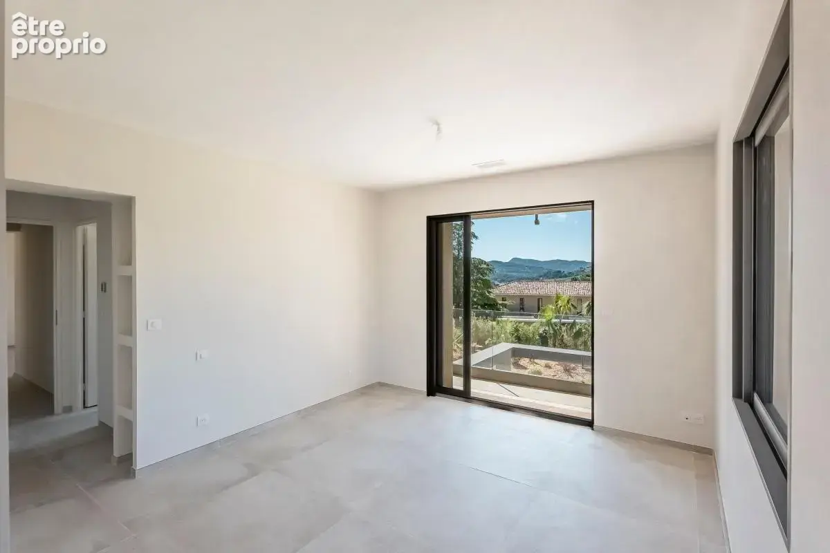 A vendre la cadiere 83740, maison d'exception au calme absolu avec piscine et vue dégagée - photo 16