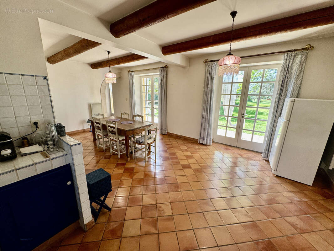 Maison à PIOLENC