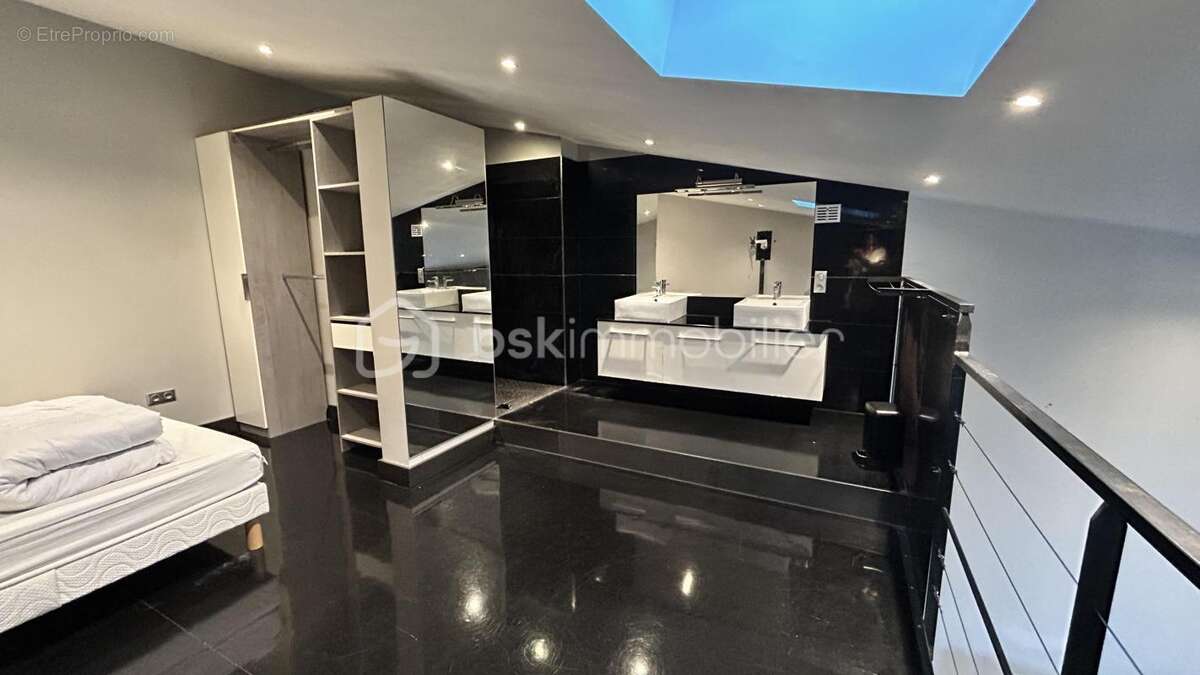 Maison à MOULEYDIER