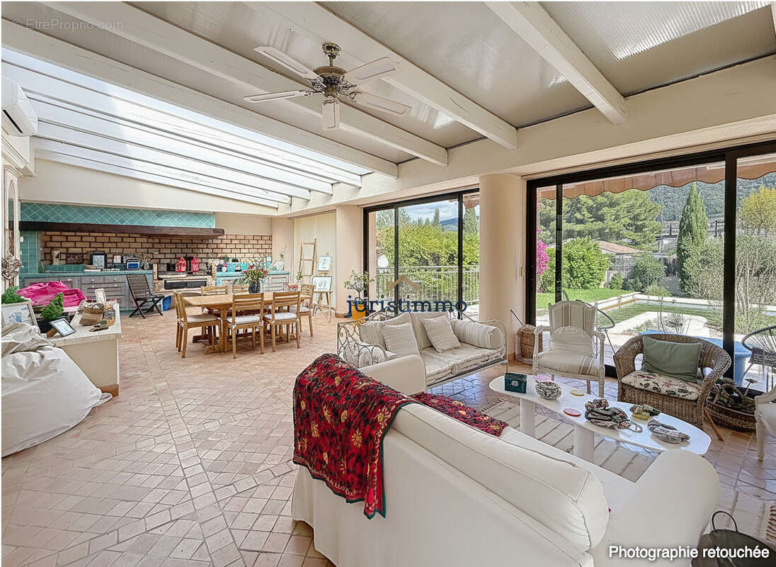 Maison à VAISON-LA-ROMAINE