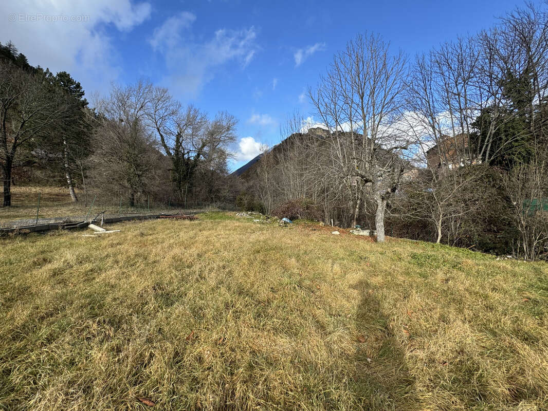 Maison à LA MOTTE-DU-CAIRE