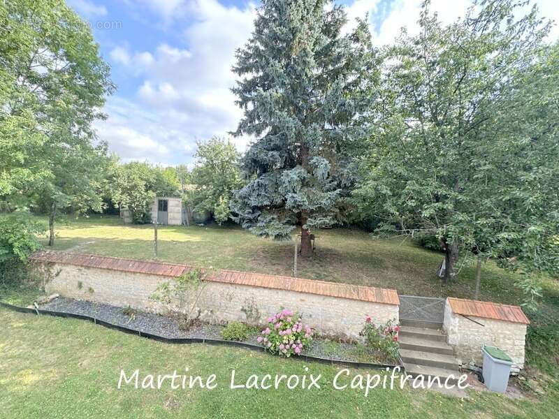 Maison à SAINT-GERMAIN-DE-LA-COUDRE