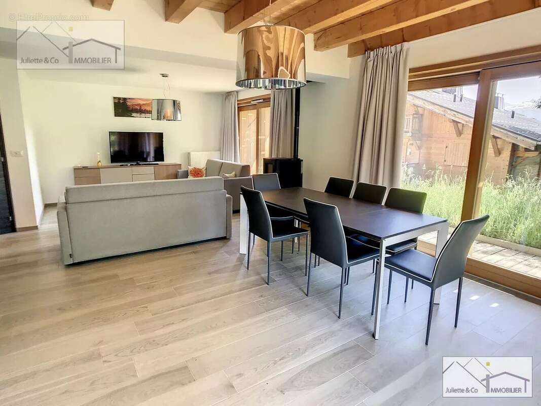 Appartement à COMBLOUX