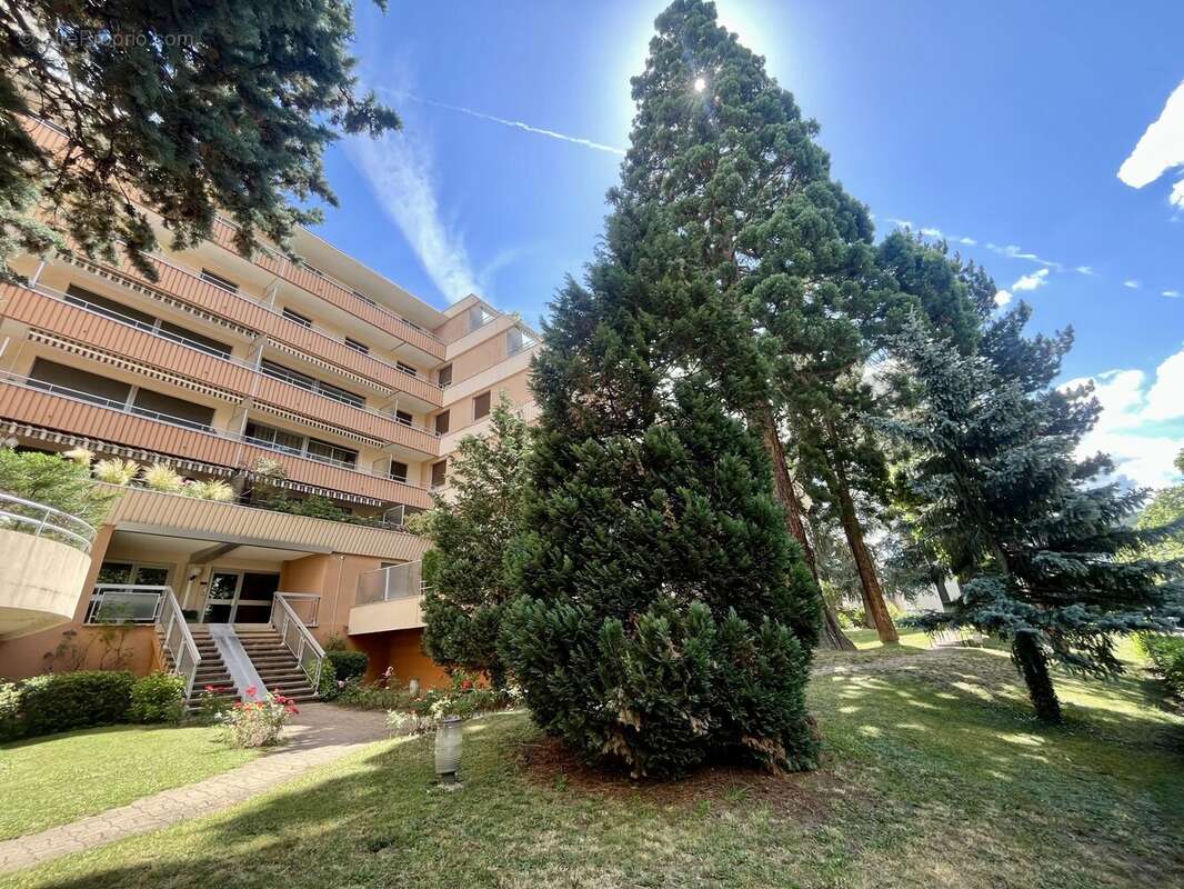 ROYAL FAURIEL - Appartement à SAINT-ETIENNE