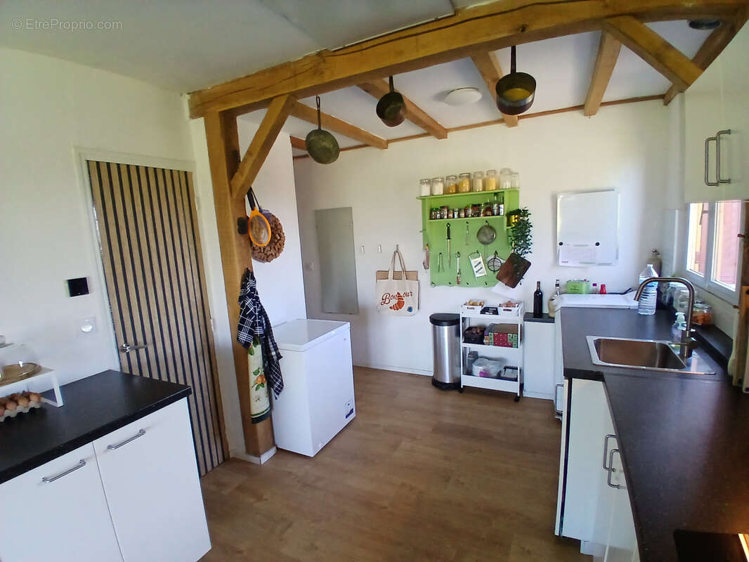 Maison à CHASTELLUX-SUR-CURE