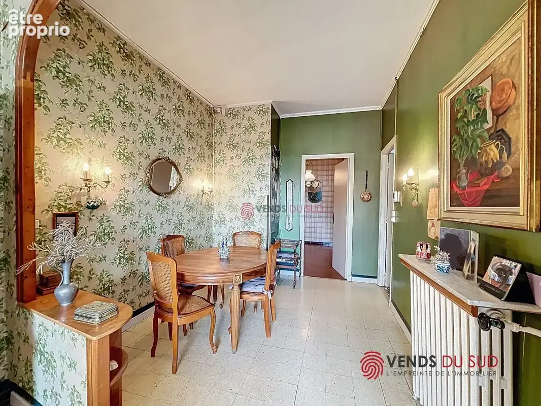 Belle maison cossue avec grand garage - coeur de colombiers - photo 2