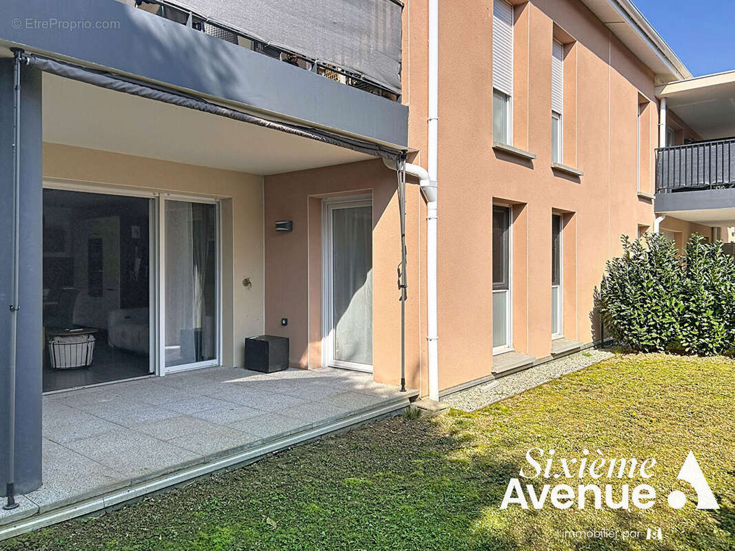 Appartement à SIMANDRES