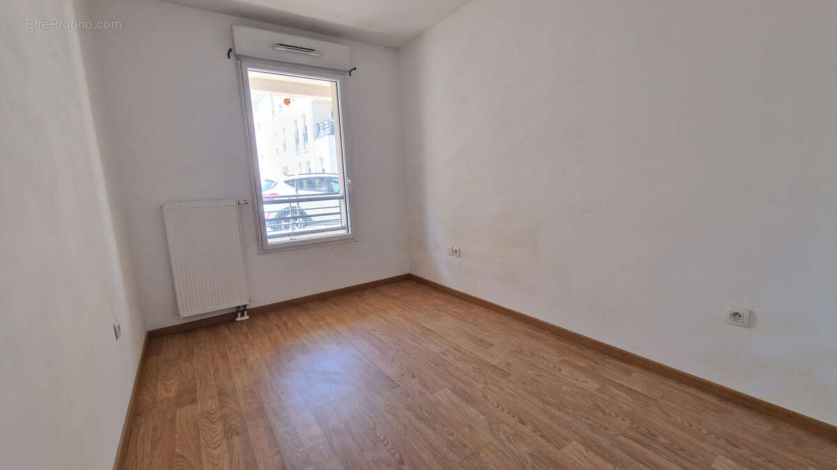 Appartement à MARLY-LA-VILLE