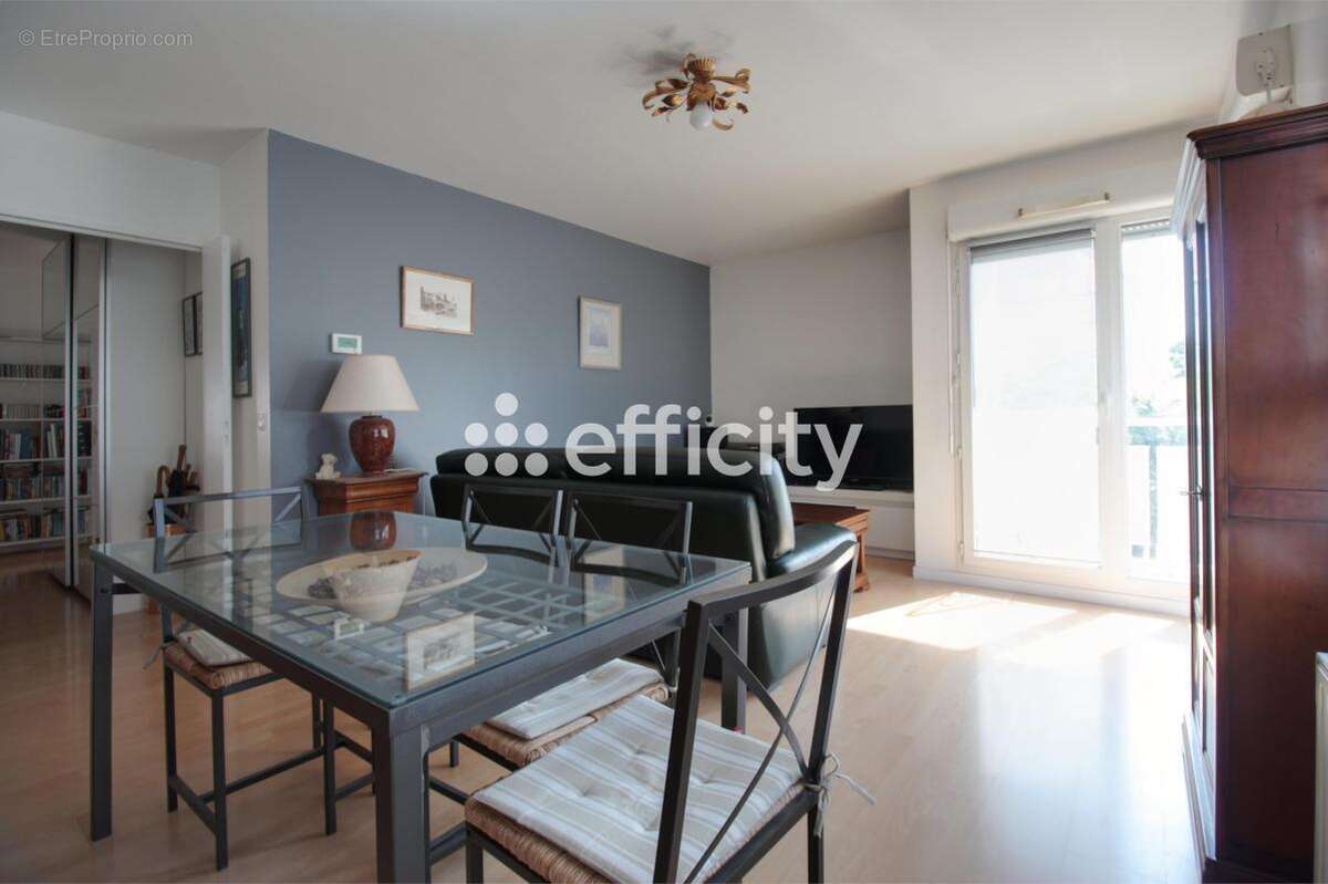 Appartement à CHELLES