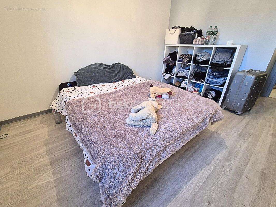 Appartement à SAINT-JEAN-DE-BRAYE