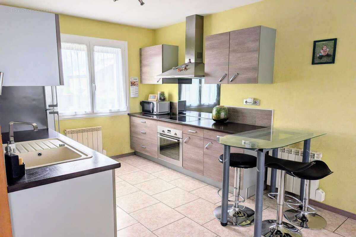 Maison à LAMARCHE-SUR-SAONE