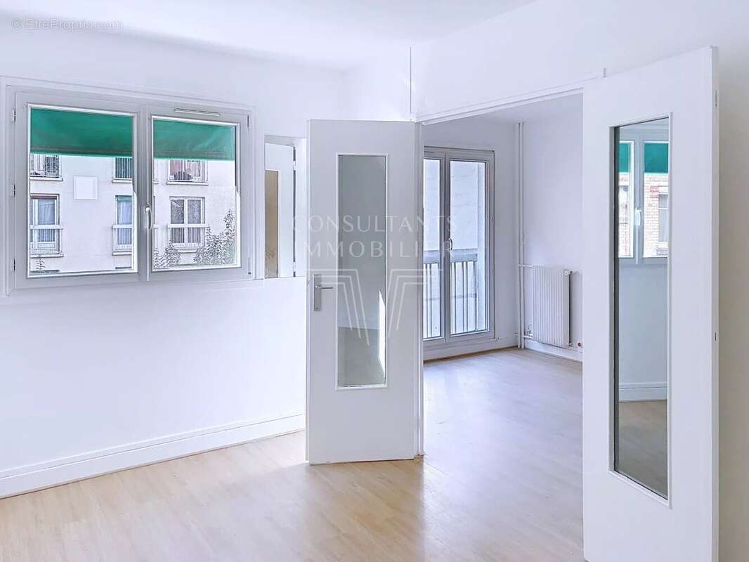 Appartement à NEUILLY-SUR-SEINE