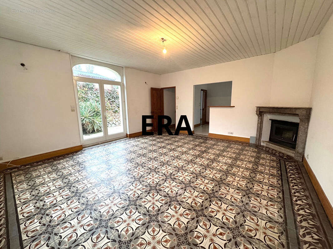 Maison à BONNINGUES-LES-CALAIS