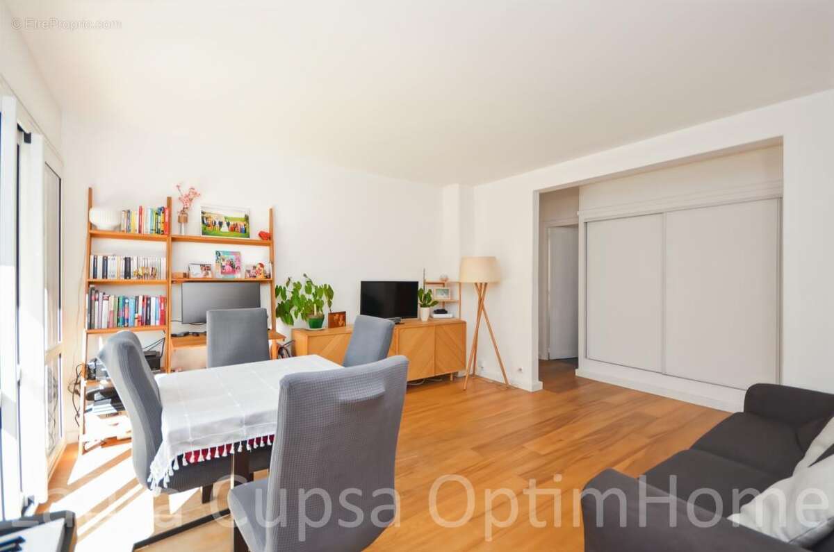 Sceaux - 8 min rer - 3/4 p - 65,67 m² - balcon - dernier etage - cave - parking libre dans residence fermee - photo 5