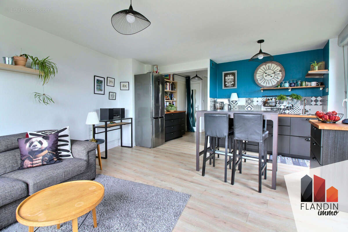 Appartement à GRIGNY