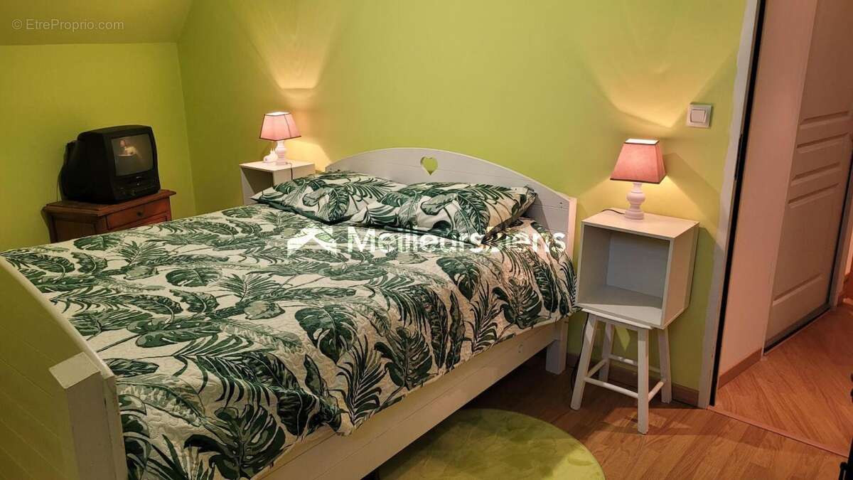 Maison à CROS-DE-MONTVERT