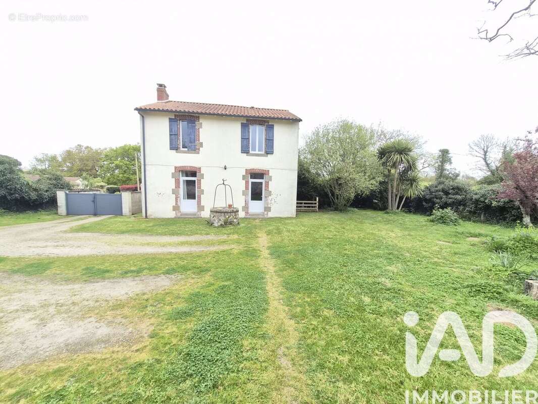 Photo 2 - Maison à NESMY