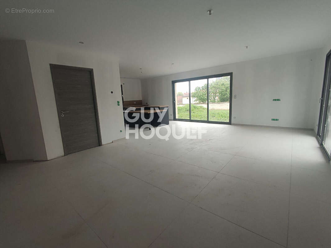 Maison à MONTBRISON