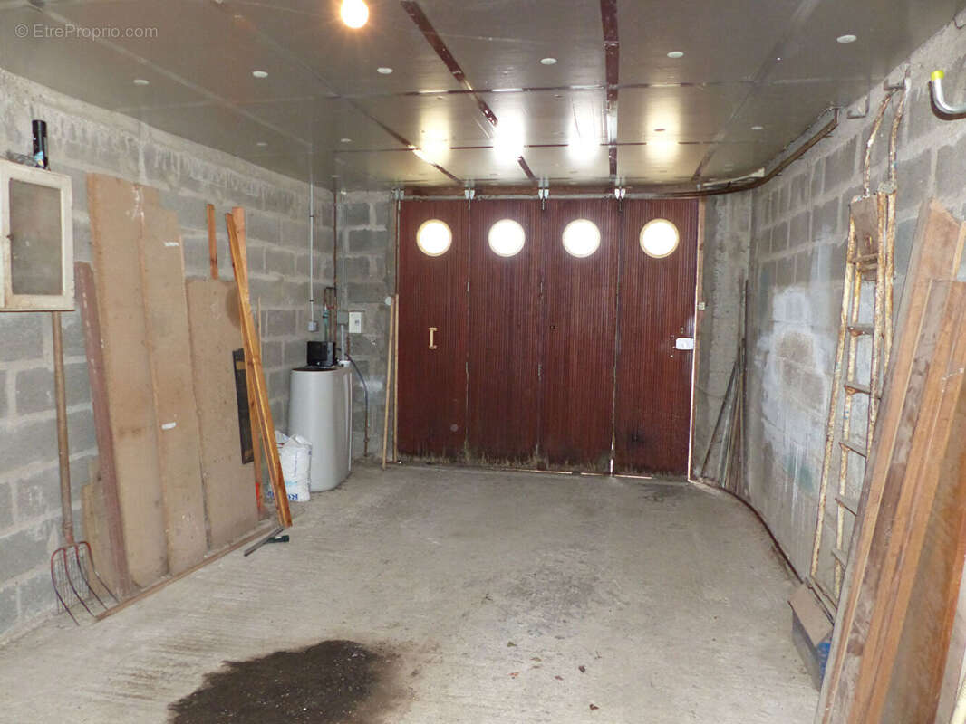 Maison à LA CHAPELLE-LAUNAY