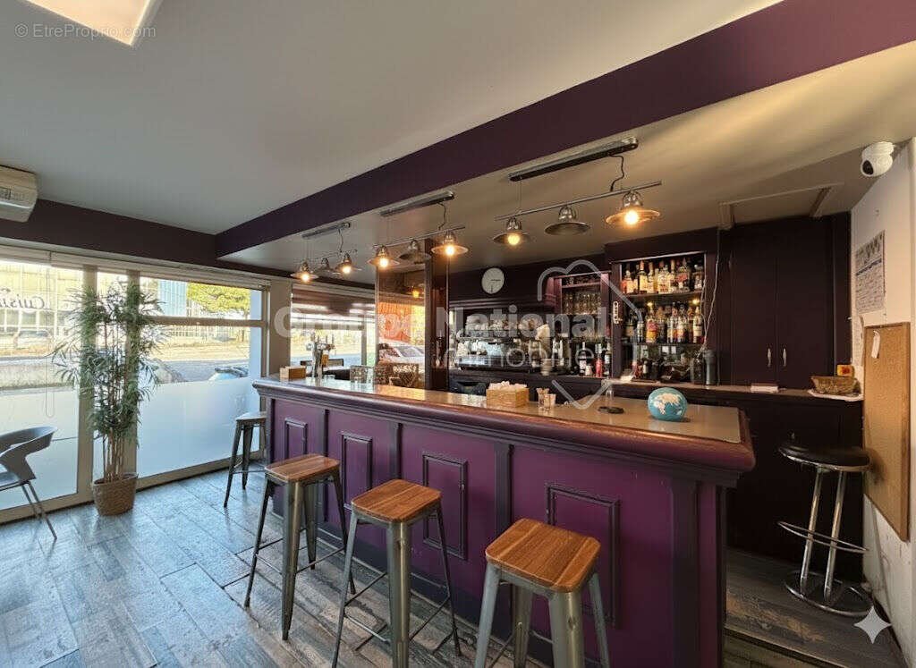 Commerce à VITROLLES